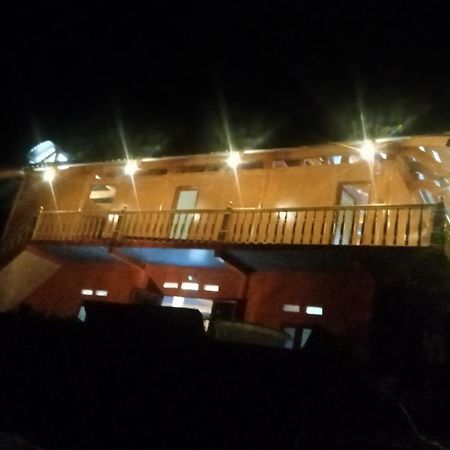 Cong Troi Homestay Ha Giang Esterno foto
