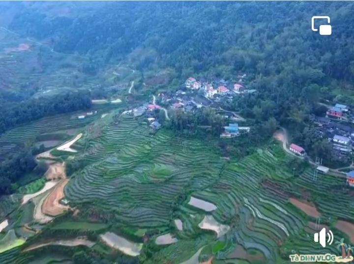 Cong Troi Homestay Ha Giang Esterno foto